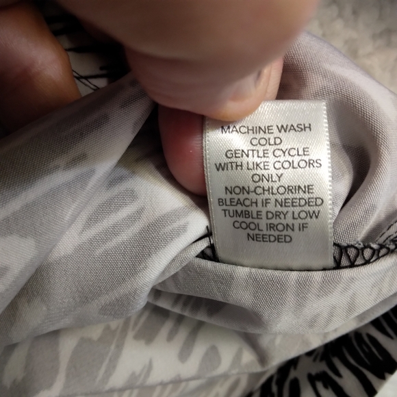 Christopher & Banks Women's Full Zip Jacket- Large - Picture 9 of 9